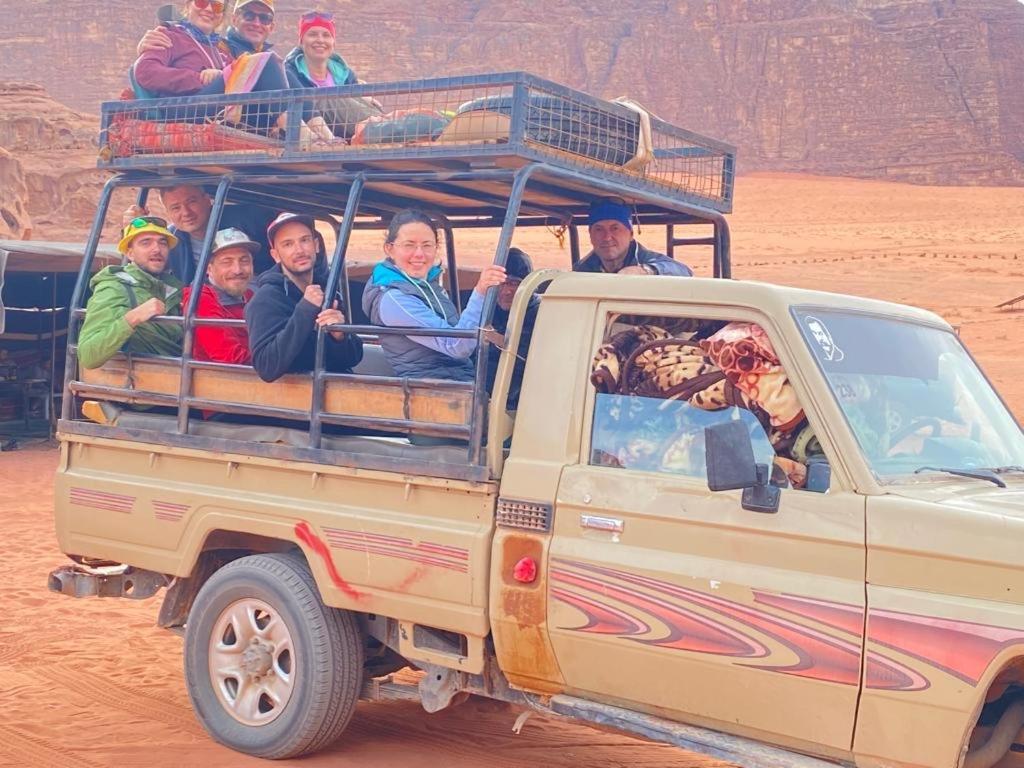 Desert Shine Camp Wadi Rum Buitenkant foto