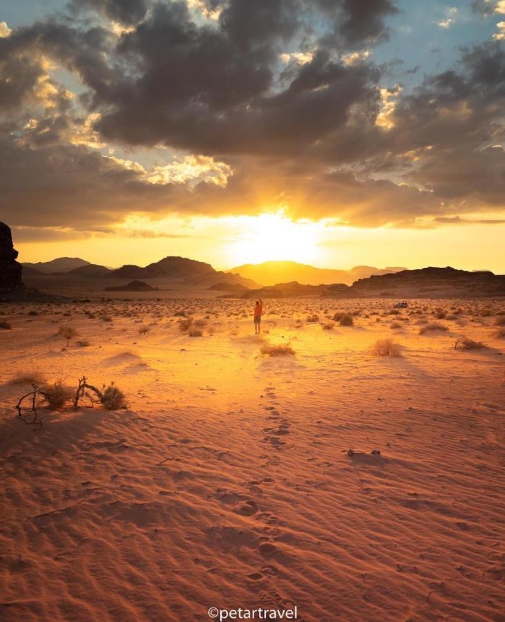 Desert Shine Camp Wadi Rum Buitenkant foto