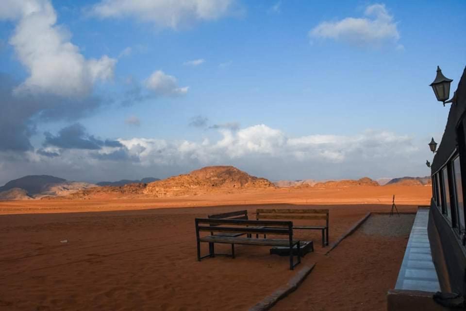 Desert Shine Camp Wadi Rum Buitenkant foto
